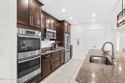 4851 Pearl Lake Court Kissimmee FL 34758