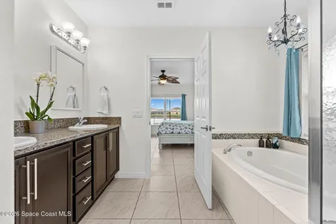 4851 Pearl Lake Court Kissimmee FL 34758
