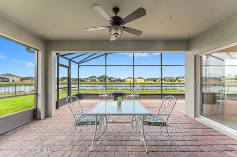 4851 Pearl Lake Court Kissimmee FL 34758