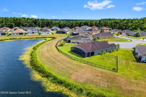 4851 Pearl Lake Court Kissimmee FL 34758