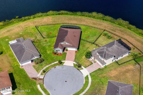 4851 Pearl Lake Court Kissimmee FL 34758