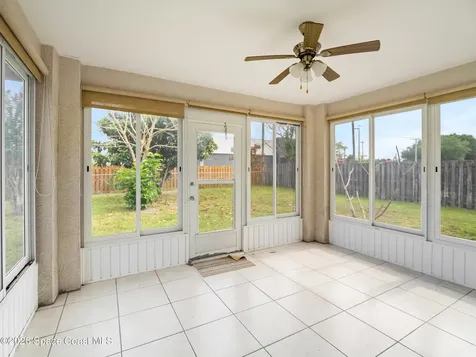 867 Fairhaven Street NE Palm Bay FL 32907