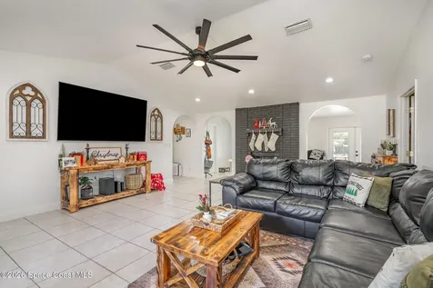 4235 Lee Hall Place N Cocoa FL 32927
