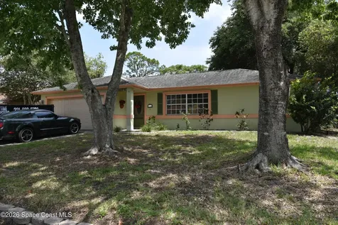 988 Hunt Street NW Palm Bay FL 32907