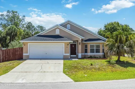 599 Estes Avenue SW Palm Bay FL 32908
