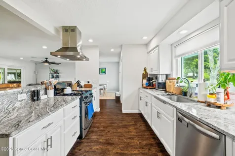 2502 Plantation Drive Melbourne FL 32901