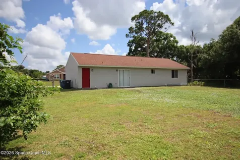 1028 Zambrana Street SE Palm Bay FL 32909