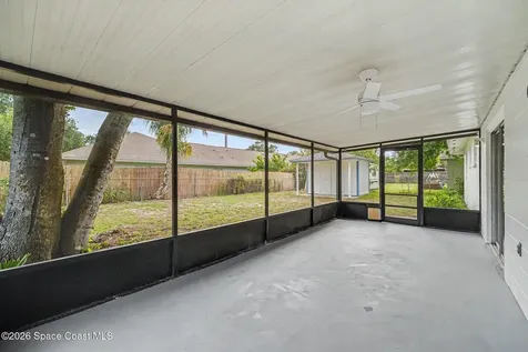 2432 Colony Drive Melbourne FL 32935