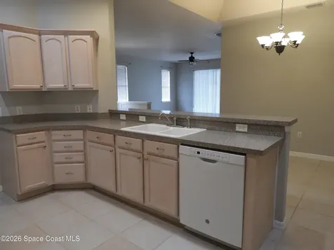 552 Wedge Court SE Palm Bay FL 32909