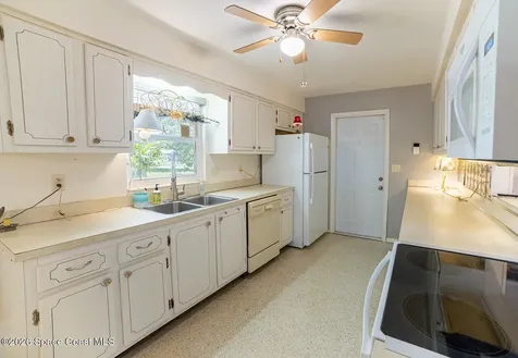 2585 Royal Oak Drive Titusville FL 32780