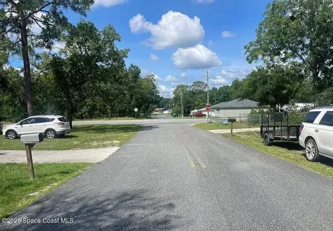 445 Spring Drive Ocala FL 34472