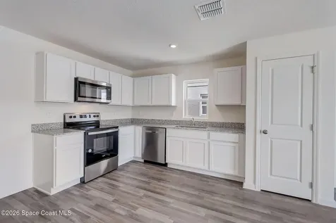 1455 Hayworth Circle NW Palm Bay FL 32907