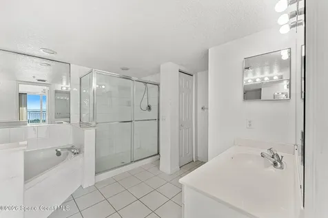 2805 N Highway A1a Indialantic FL 32903