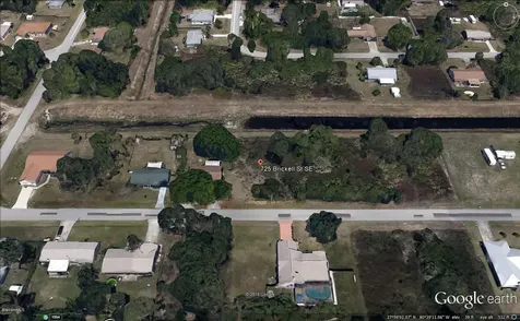 725 Brickell Street SE Palm Bay FL 32909