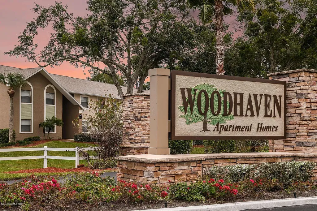 1913 Woodhaven Circle Rockledge FL 32955