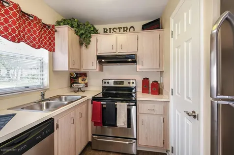 1913 Woodhaven Circle Rockledge FL 32955