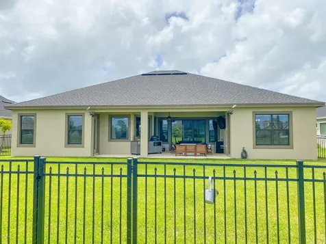 7631 Paragrass Avenue Melbourne FL 32940
