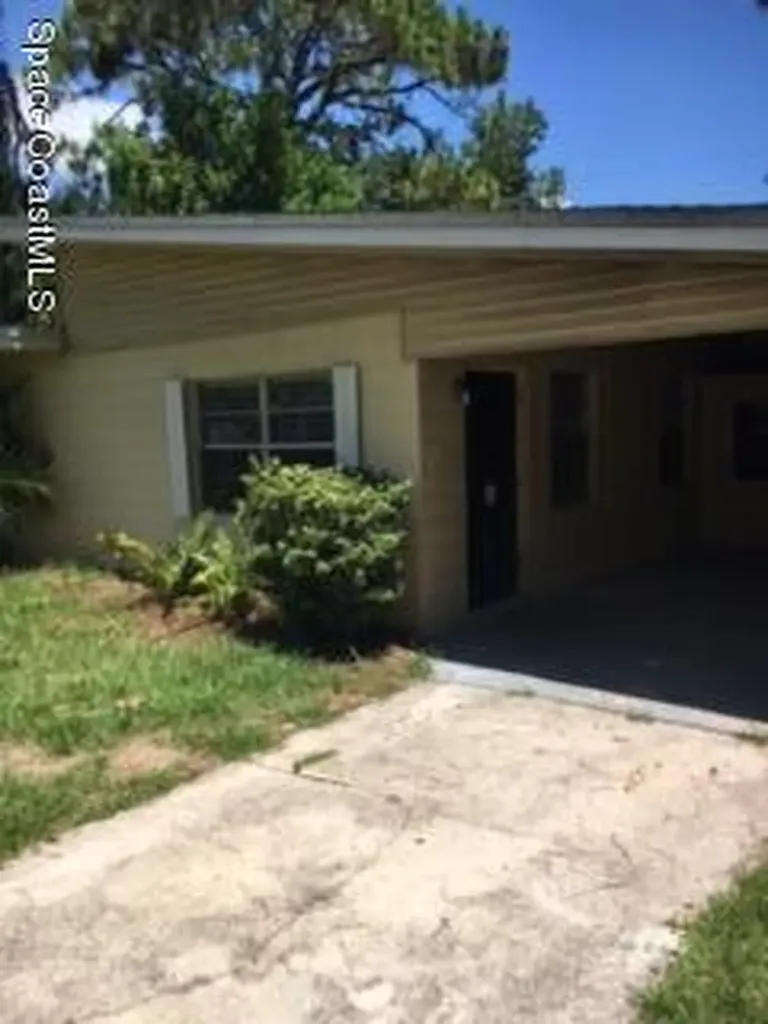 220 Seminole Avenue Titusville FL 32780