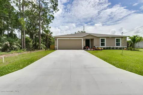 1443 Saxony Road SW Palm Bay FL 32908