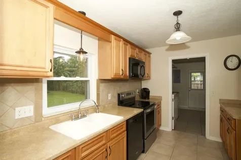1446 Reed Street NW Palm Bay FL 32907