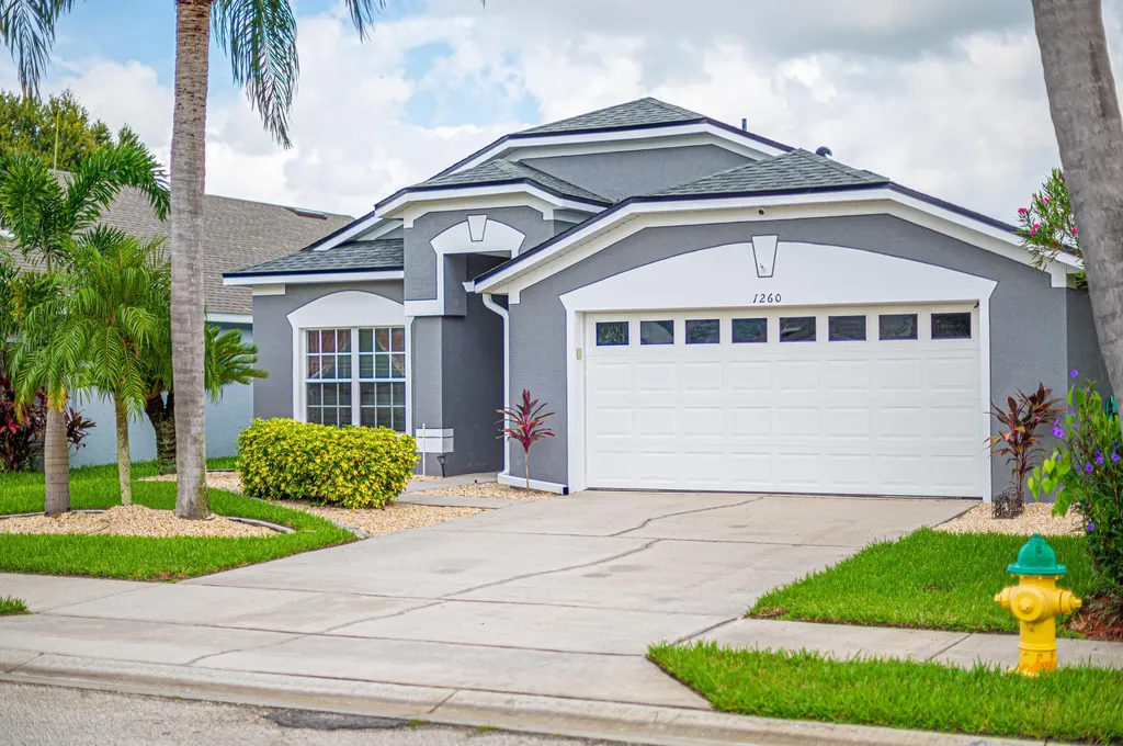 1260 Foxridge Place Melbourne FL 32940