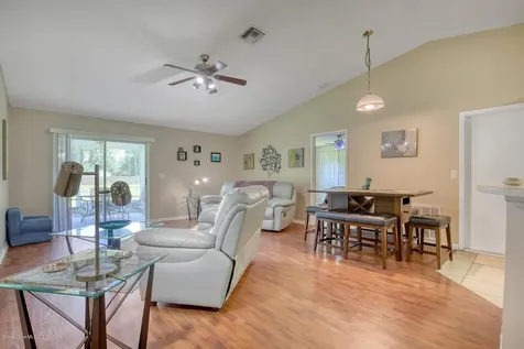 1290 Scottish Street SW Palm Bay FL 32908