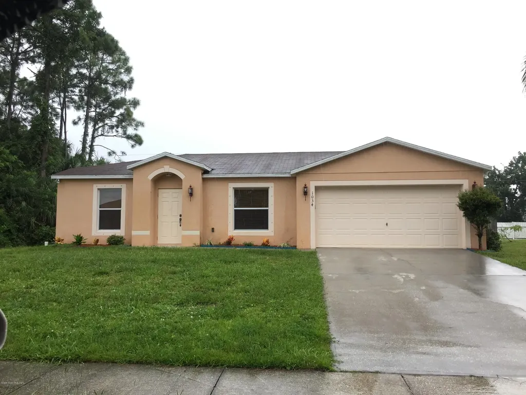 1034 Glencove Avenue NW Palm Bay FL 32907