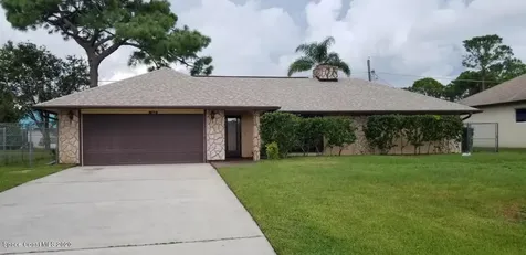 142 Buswell Avenue NE Palm Bay FL 32907
