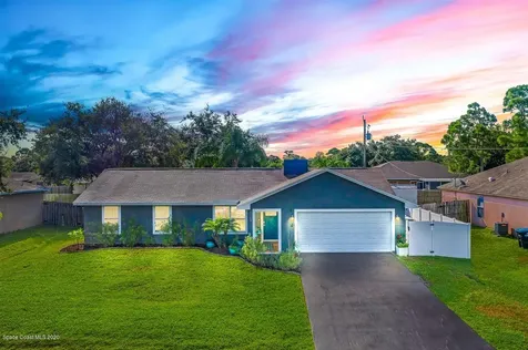 1249 Cheb Place NW Palm Bay FL 32907