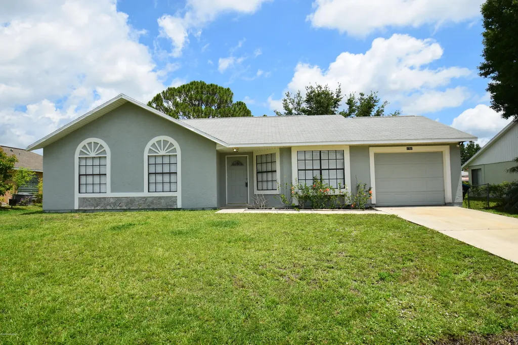 1761 Gagman Street NW Palm Bay FL 32907