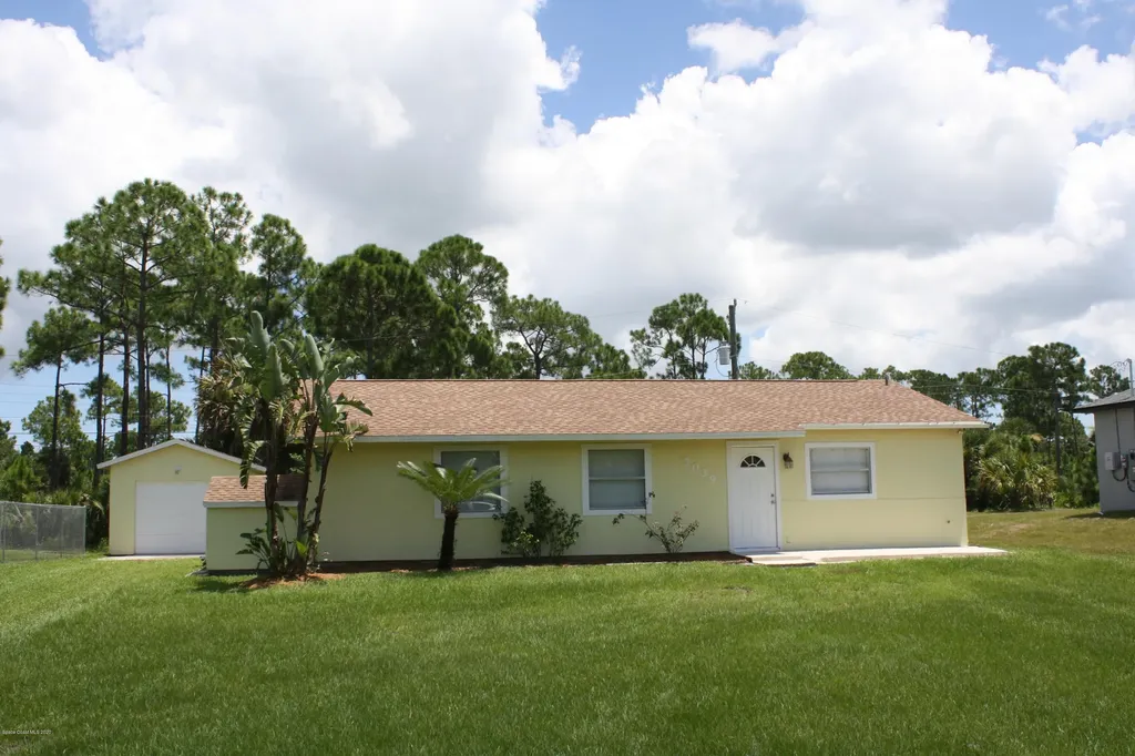 3039 Langmaid Avenue SE Palm Bay FL 32909