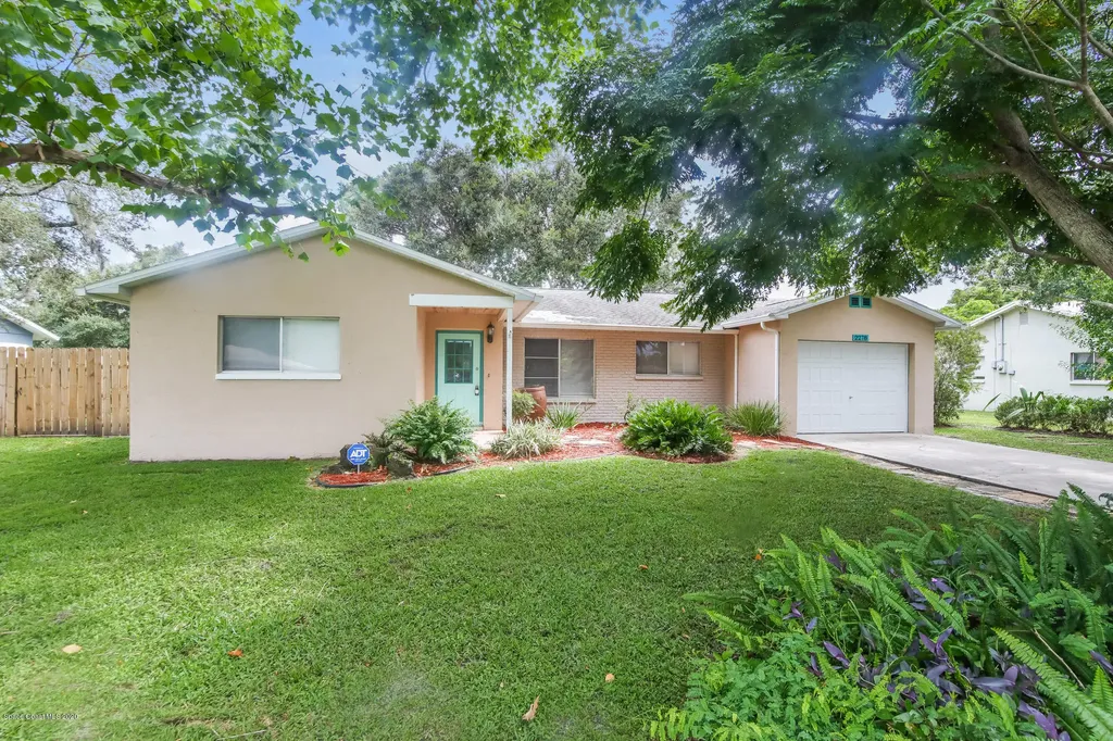 2278 Hialeah Street NE Palm Bay FL 32907