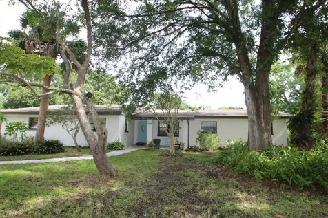 4390 Lakeglen Drive Melbourne FL 32934