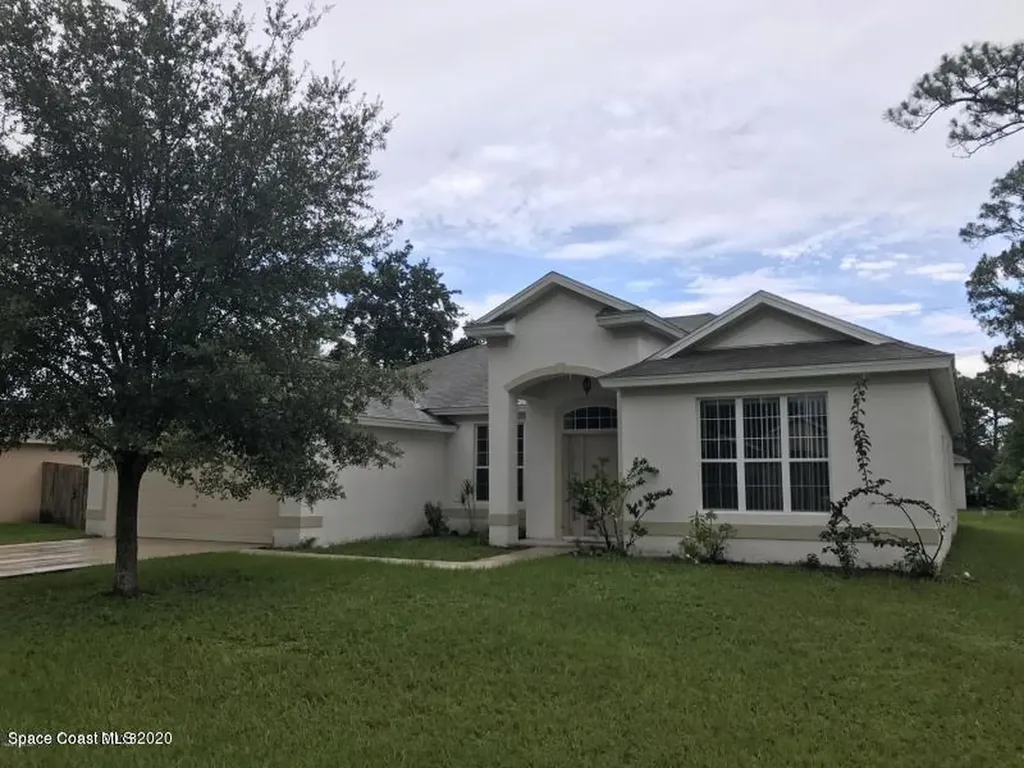 443 Frankford Avenue NW Palm Bay FL 32907