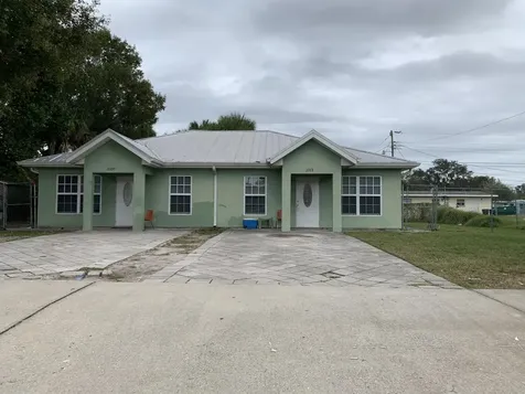 1009 4th Avenue Titusville FL 32780