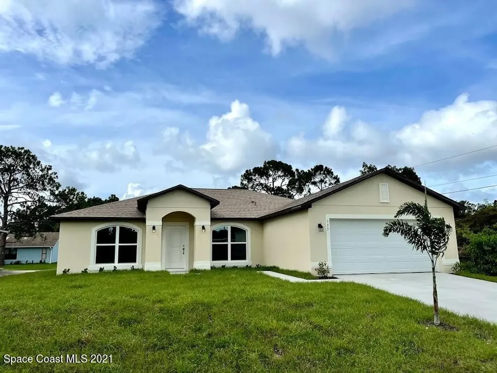 533 Andrew Street SE Palm Bay FL 32909