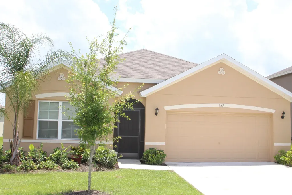 123 Alamere Drive SW Palm Bay FL 32908