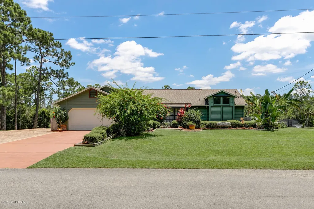 1567 Henley Road NW Palm Bay FL 32907