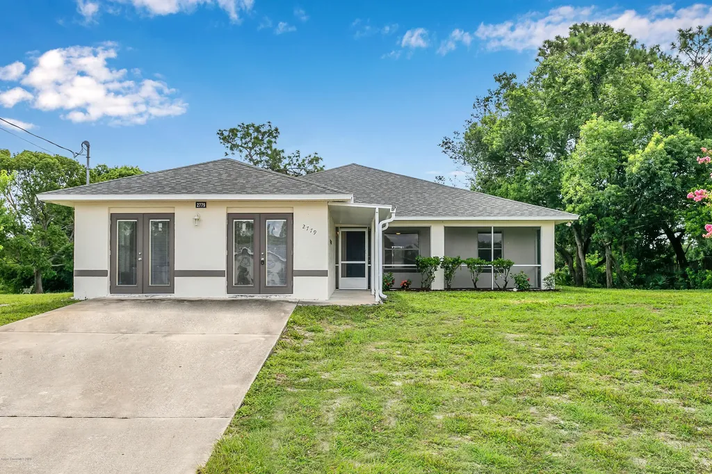 2779 Fayson Circle Deltona FL 32738