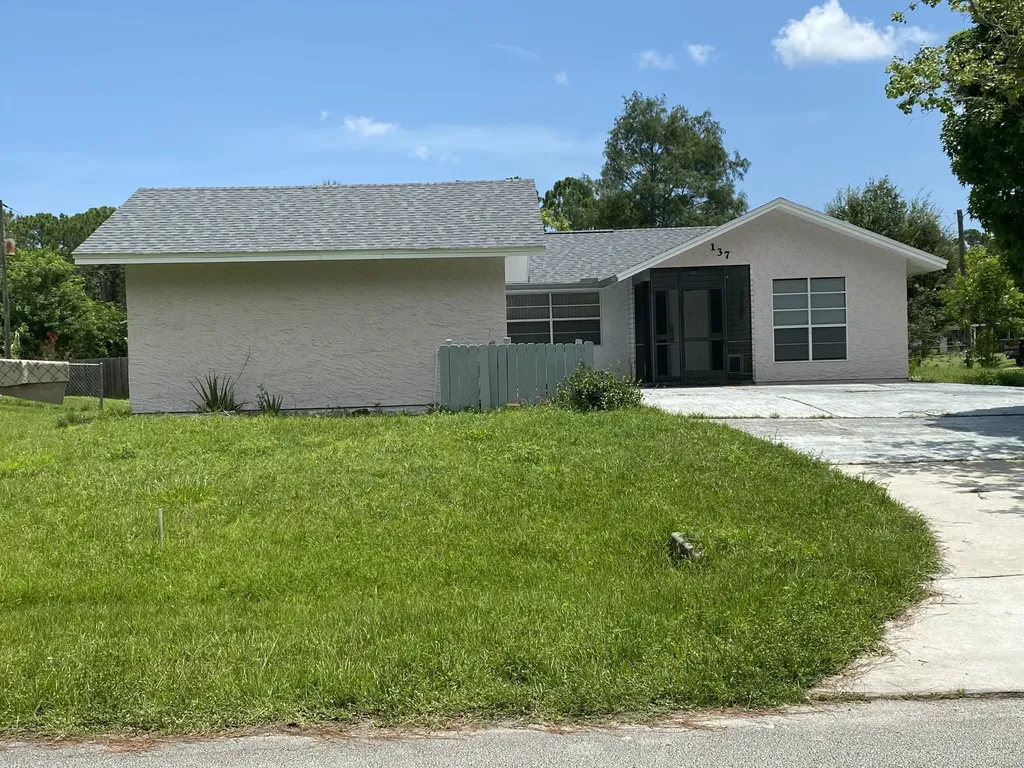 137 Watoga Avenue SW Palm Bay FL 32908