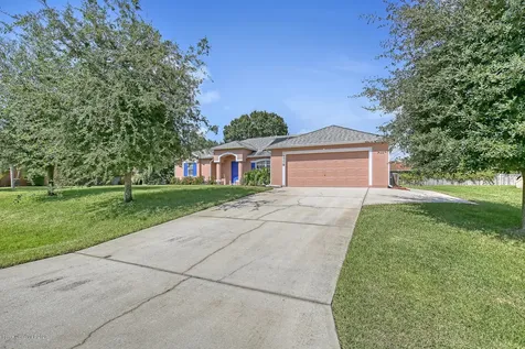 1779 Parrsboro Street NW Palm Bay FL 32907