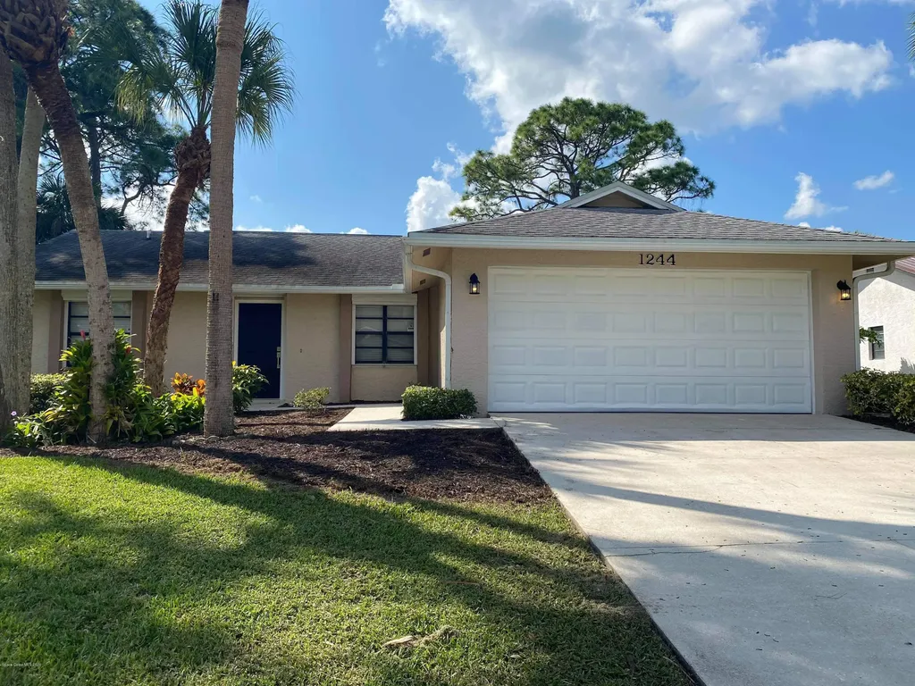 1244 Karlovy Avenue NW Palm Bay FL 32907
