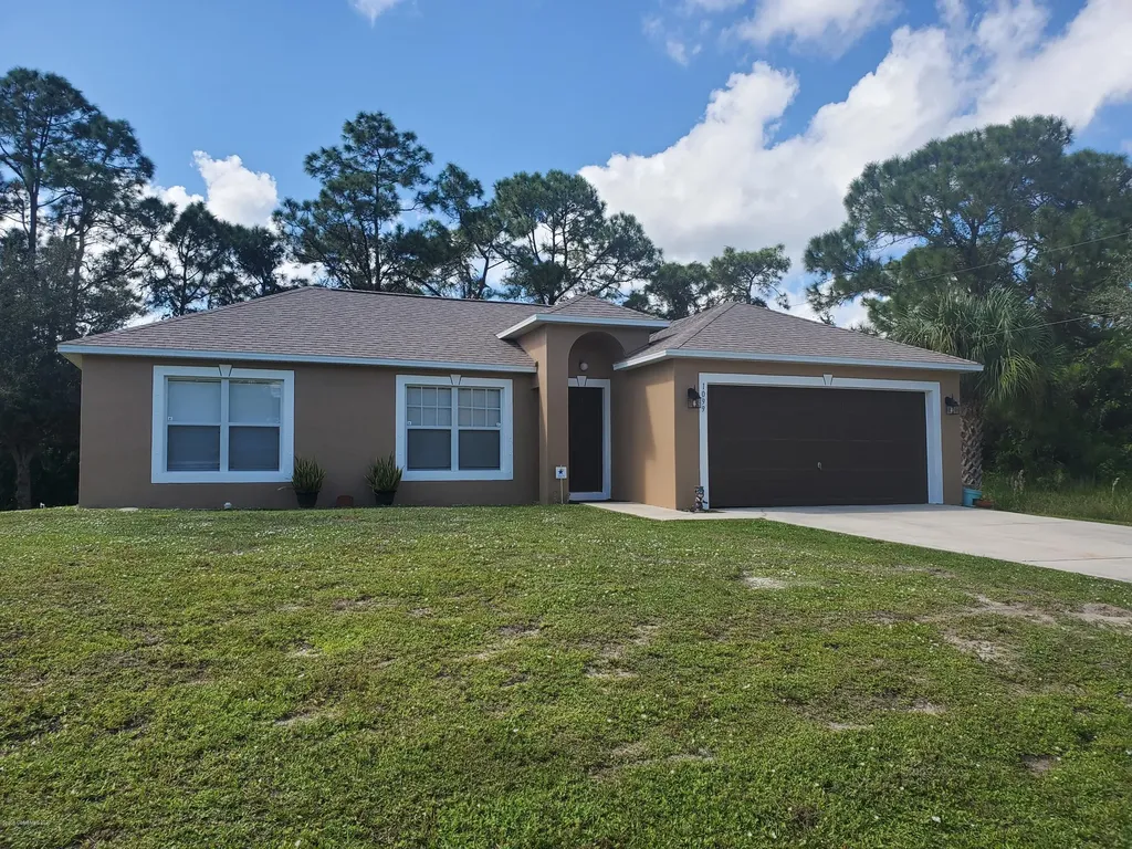 1099 San Rafael Road SW Palm Bay FL 32908