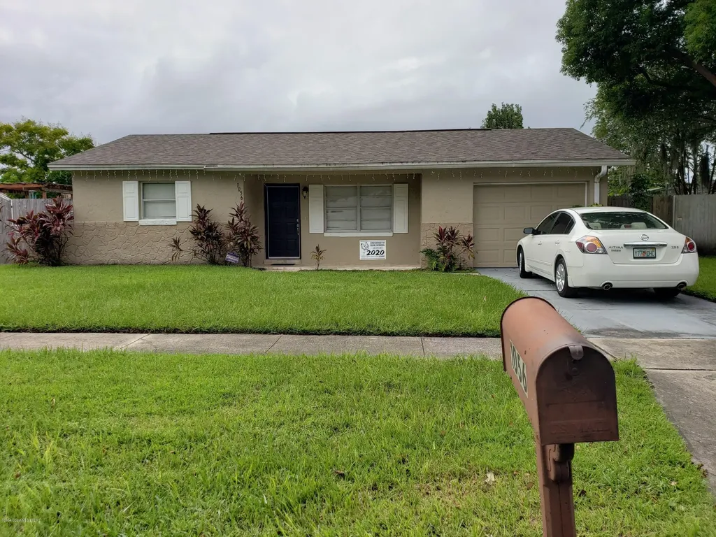 1056 Malaga Street Orlando FL 32822