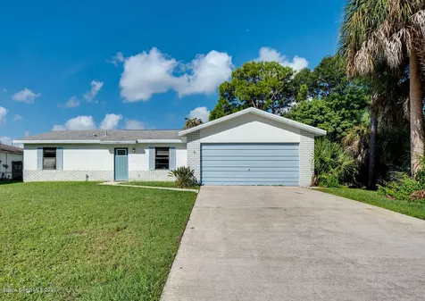 890 Dunkirk Avenue NW Palm Bay FL 32907