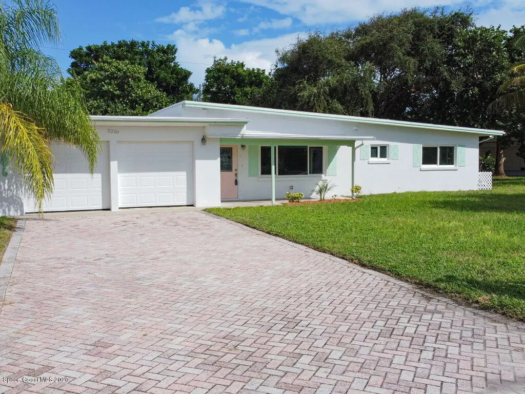 2220 Sea Avenue Indialantic FL 32903