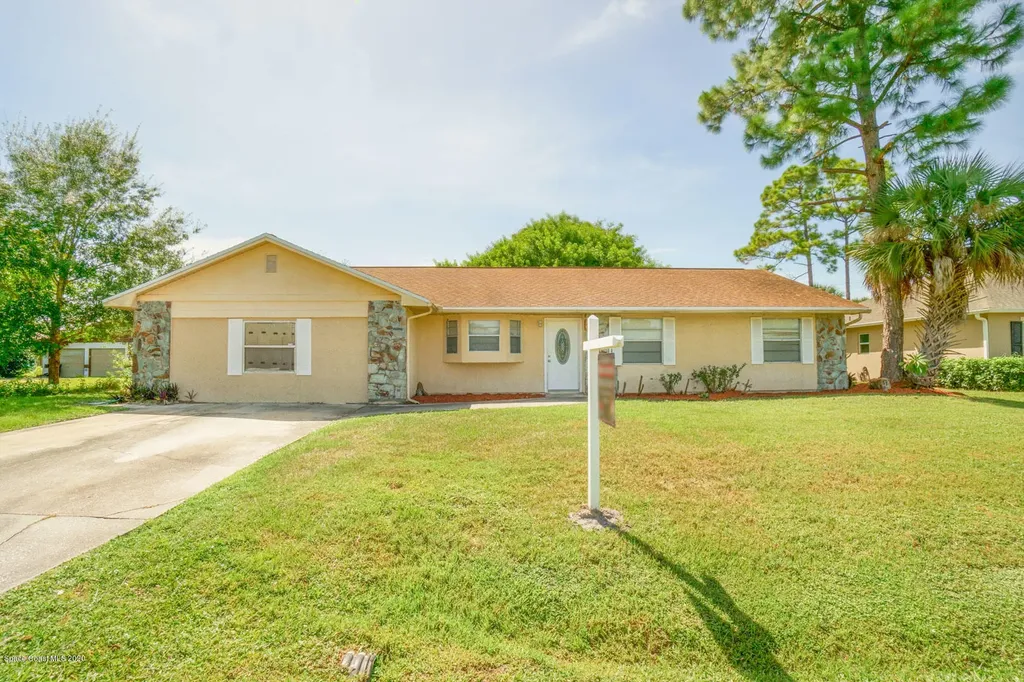 412 Eldron Boulevard NE Palm Bay FL 32907