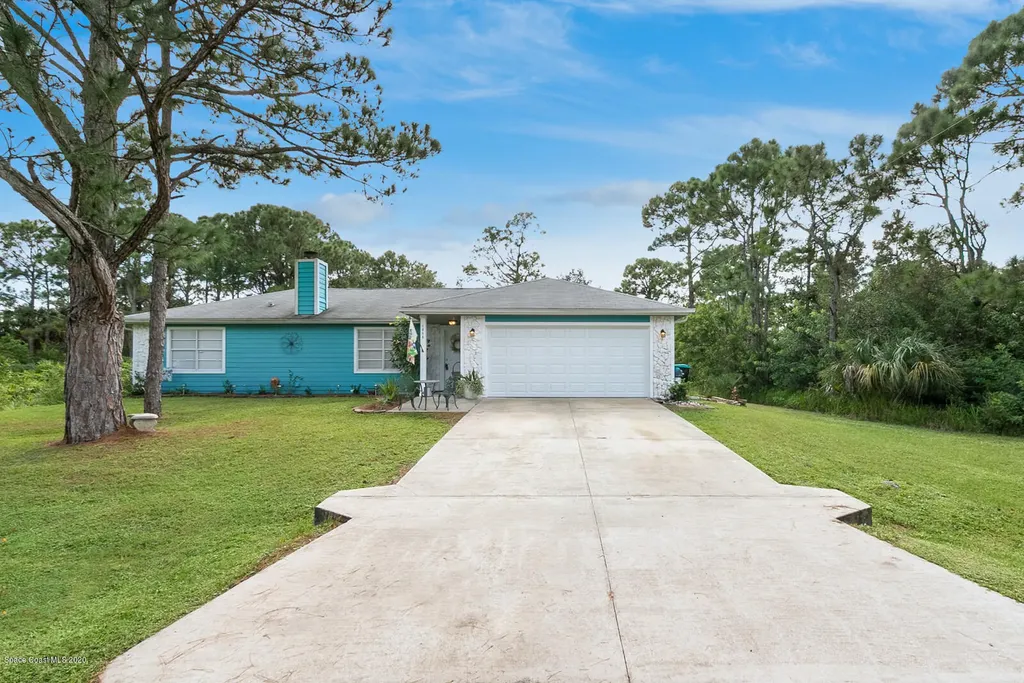 1888 Thomasville Avenue SE Palm Bay FL 32909
