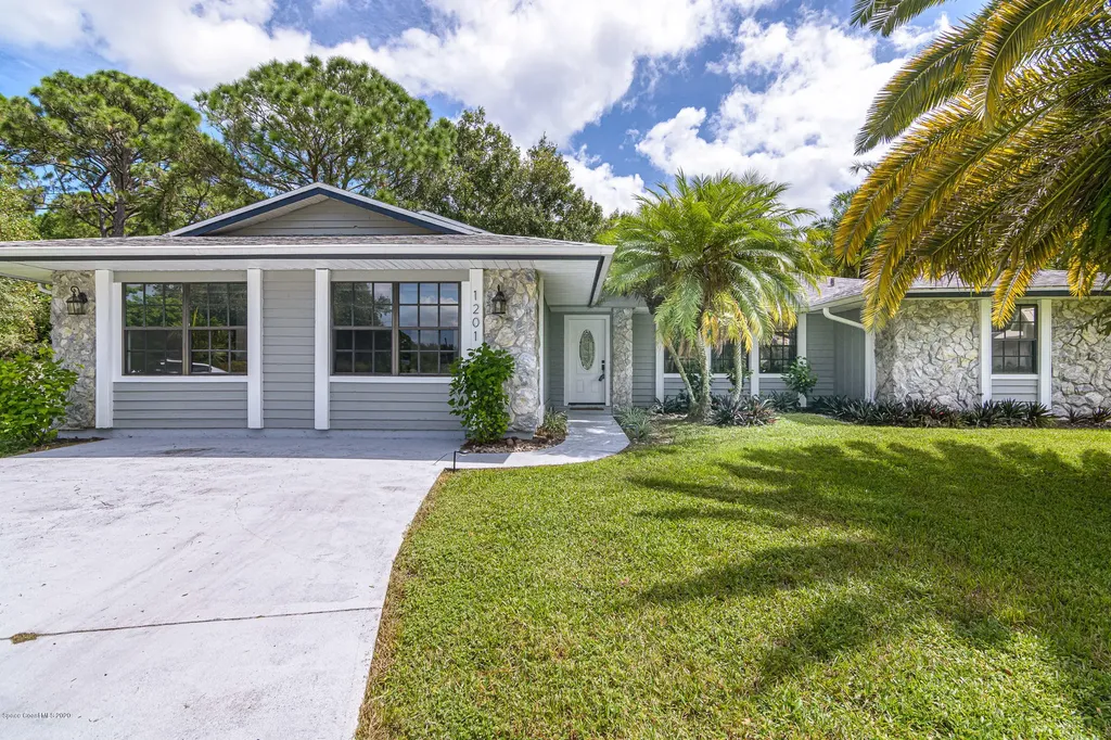 1201 Sonn Court NW Palm Bay FL 32907