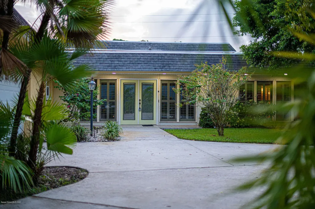 18 Fairglen Drive Titusville FL 32796